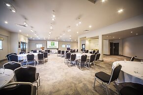 Holiday Inn Reading South M4 Jct11 by IHG