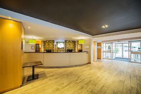 Holiday Inn Reading South M4 Jct11 by IHG