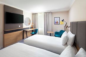 Holiday Inn Reading South M4 Jct11 by IHG