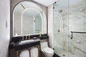 Omni Severin Hotel