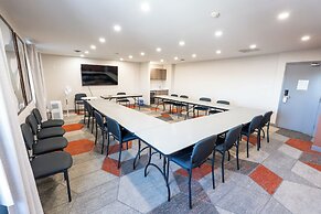 Comfort Suites London