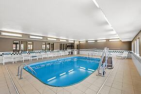 Quality Inn & Suites Des Moines Airport