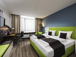 Offenburg City Hotel by Belvilla