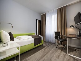 Offenburg City Hotel by Belvilla
