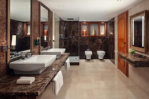 Hilton Prague Atrium