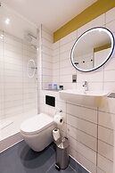 Byron Hotel London