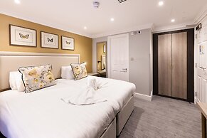 Byron Hotel London