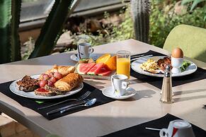 Mercure Arles Centre Arenes