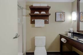 Best Western Premier Denham Inn & Suites