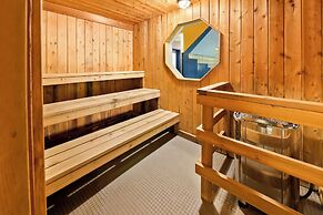 Best Western Plus Nor'wester Hotel & Conference Centre