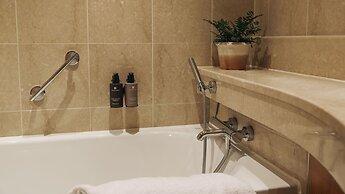Donnington Hotel, Spa & Golf