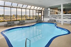 Delta Hotels by Marriott Edmonton South Conference Centre