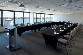 Delta Hotels by Marriott Kingston Waterfront