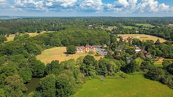Grovefield House Hotel By Uno -FREE PARKING