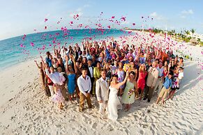 Grace Bay Club