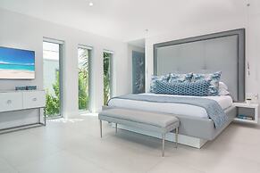 Grace Bay Club