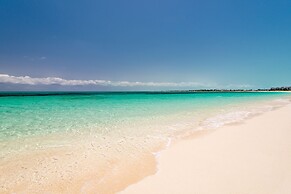Grace Bay Club