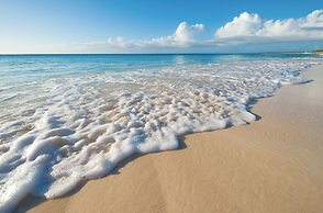 Grace Bay Club