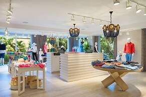 Grace Bay Club