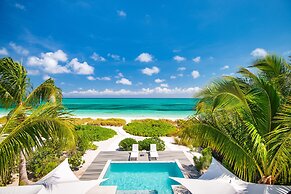 Grace Bay Club