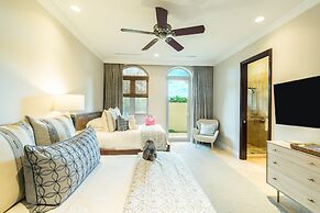Grace Bay Club