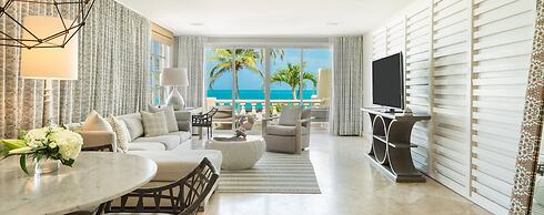 Grace Bay Club