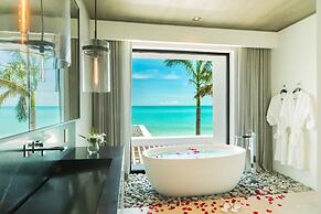 Grace Bay Club