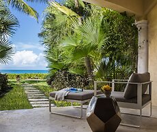 Grace Bay Club