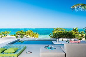 Grace Bay Club