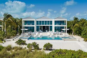 Grace Bay Club