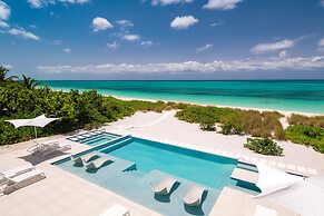 Grace Bay Club