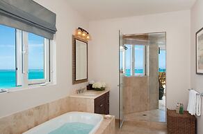 Grace Bay Club
