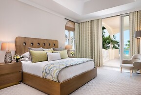Grace Bay Club