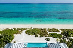 Grace Bay Club