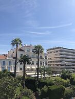 CRISTAL HOTEL & SPA