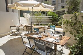 CRISTAL HOTEL & SPA