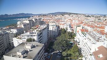 CRISTAL HOTEL & SPA