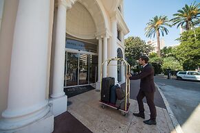 CRISTAL HOTEL & SPA