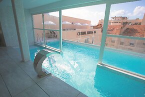 CRISTAL HOTEL & SPA