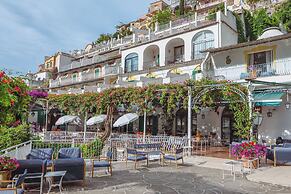 Poseidon Hotel