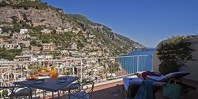 Poseidon Hotel