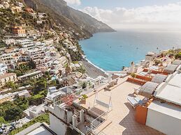 Poseidon Hotel