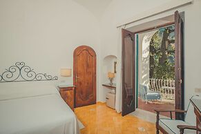 Poseidon Hotel