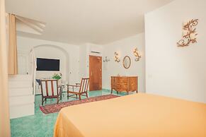 Poseidon Hotel