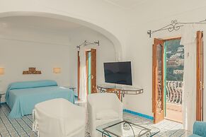 Poseidon Hotel
