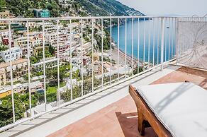 Poseidon Hotel