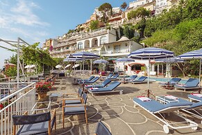 Poseidon Hotel