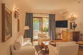Poseidon Hotel