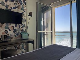 Hôtel & Spa Les Roches Noires
