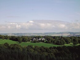 Macdonald Pittodrie House